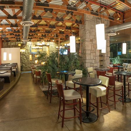 Hotel Victoria Ejecutivo Guadalajara Zewnętrze zdjęcie