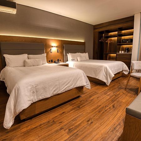 Hotel Victoria Ejecutivo Guadalajara Zewnętrze zdjęcie