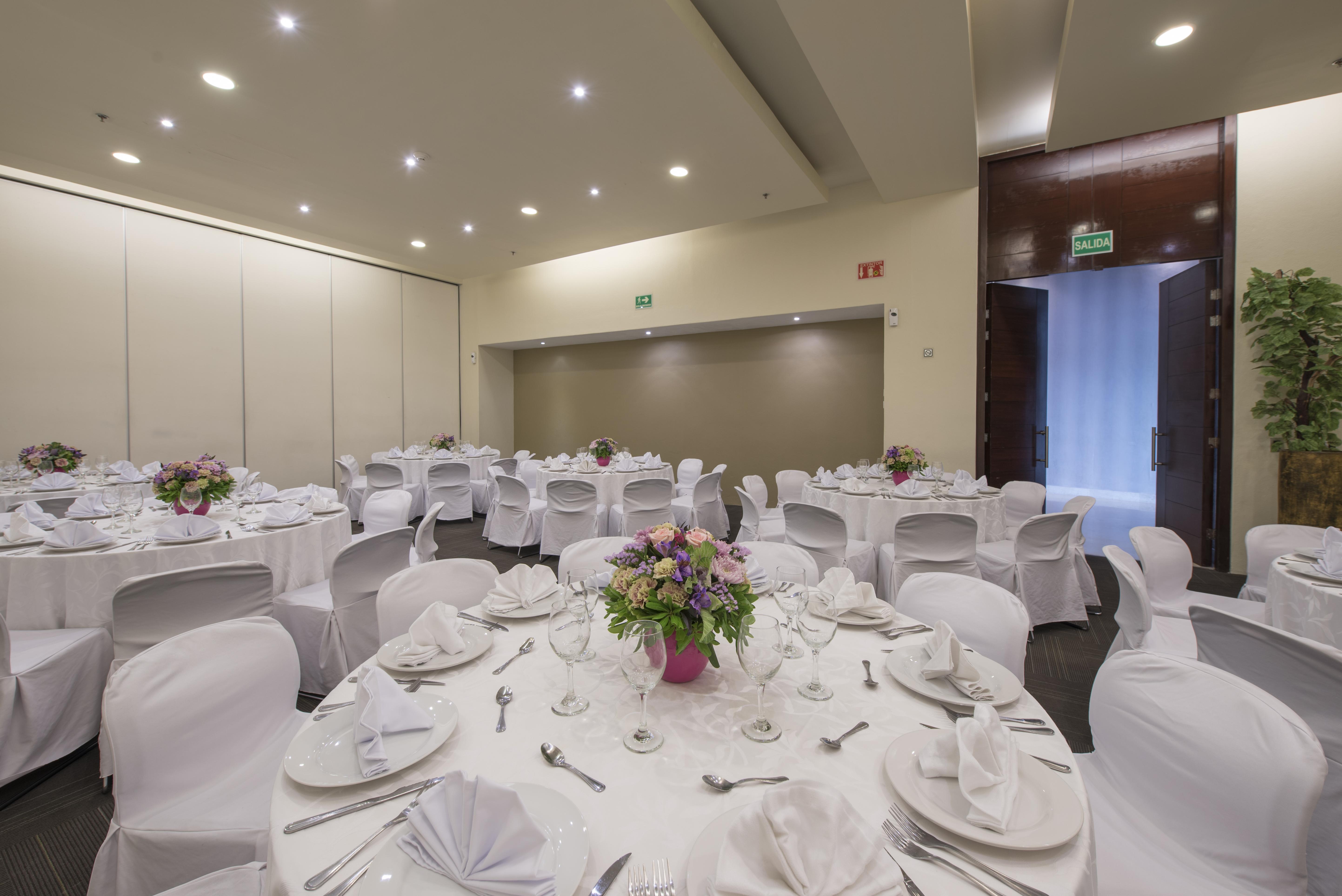 Hotel Victoria Ejecutivo Guadalajara Zewnętrze zdjęcie