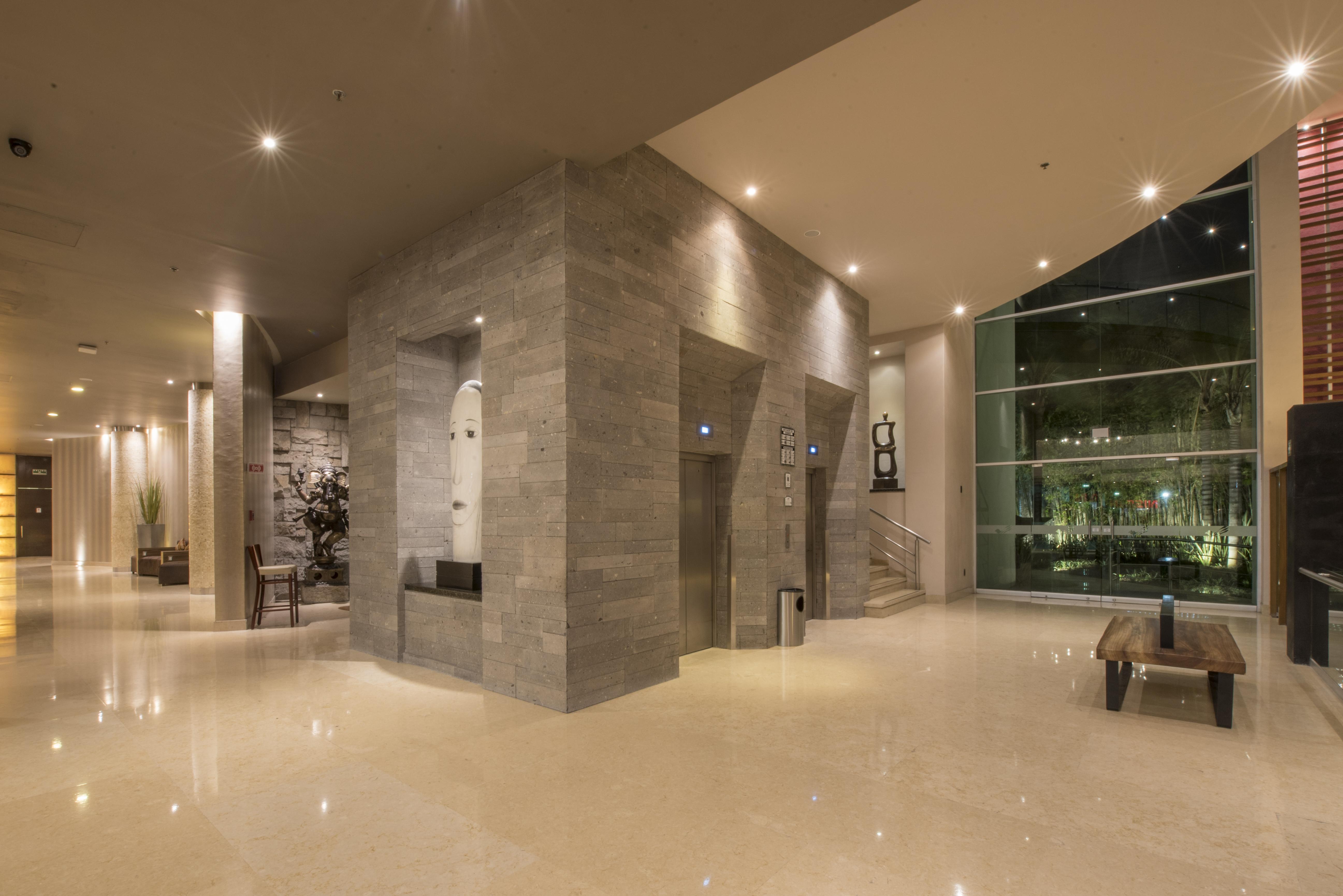 Hotel Victoria Ejecutivo Guadalajara Zewnętrze zdjęcie