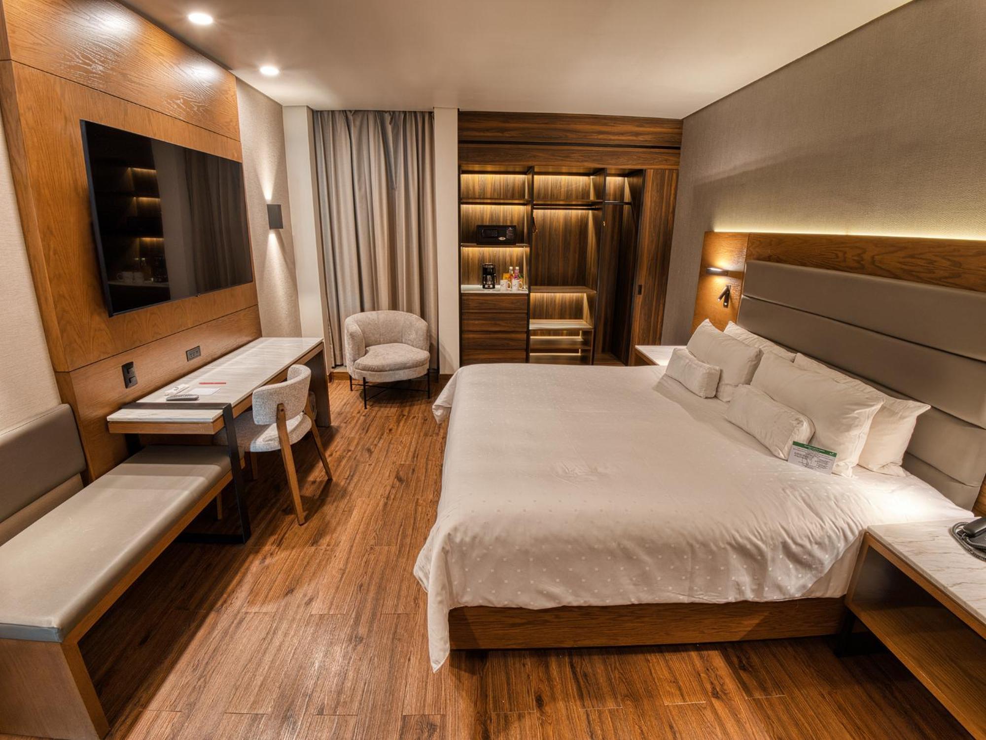 Hotel Victoria Ejecutivo Guadalajara Zewnętrze zdjęcie