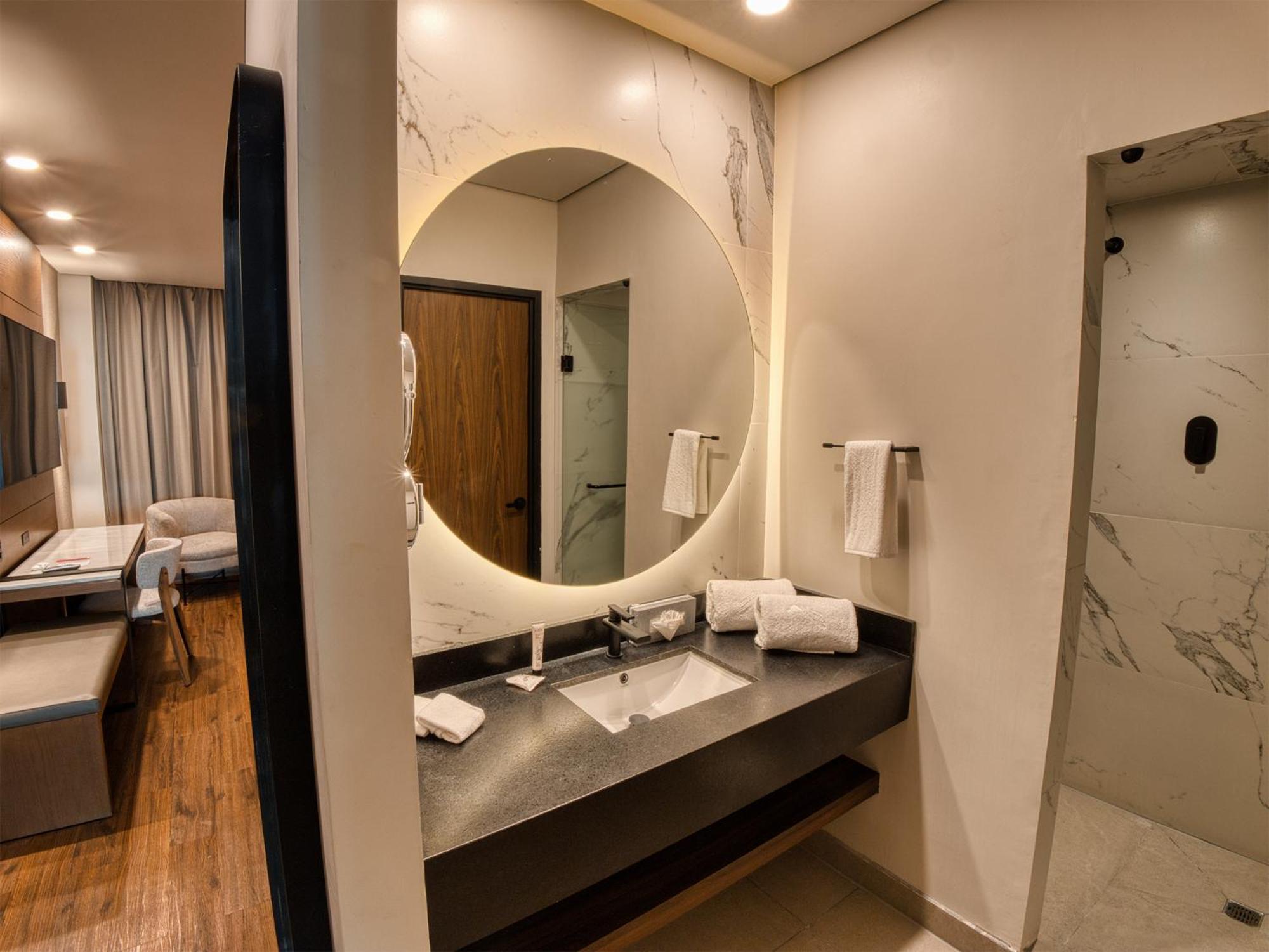 Hotel Victoria Ejecutivo Guadalajara Zewnętrze zdjęcie