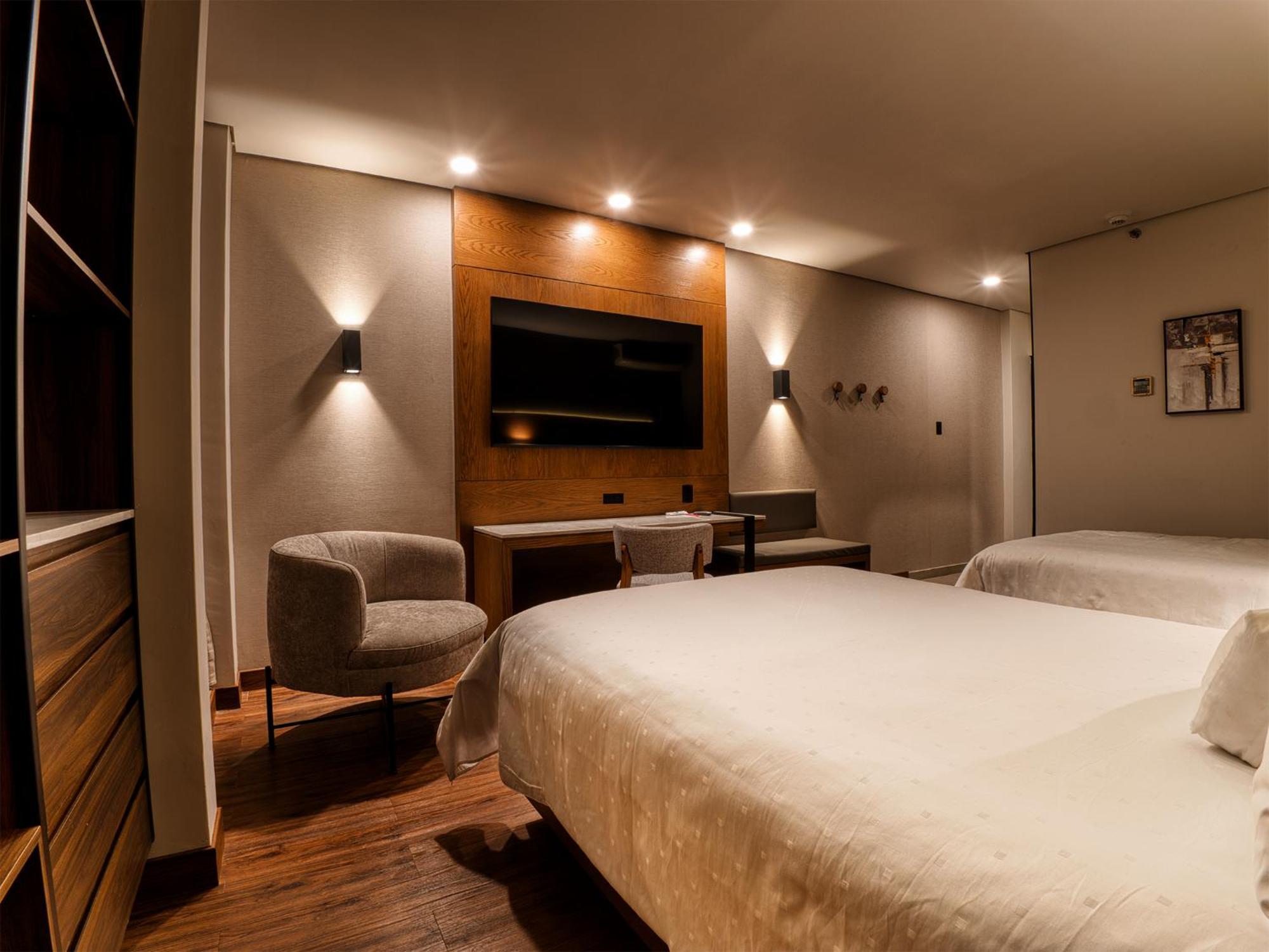Hotel Victoria Ejecutivo Guadalajara Zewnętrze zdjęcie